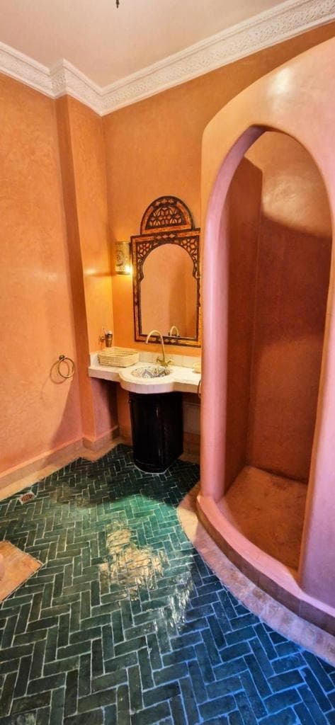 Private Riad with Pool & Rooftop image 10