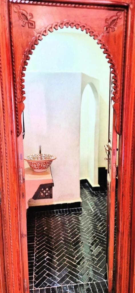 Private Riad with Pool & Rooftop image 5