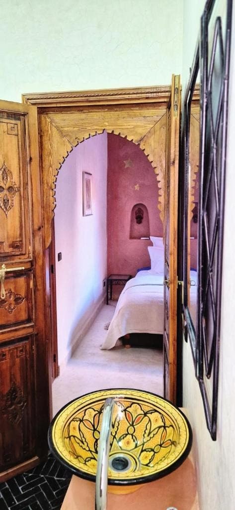 Private Riad with Pool & Rooftop image 6