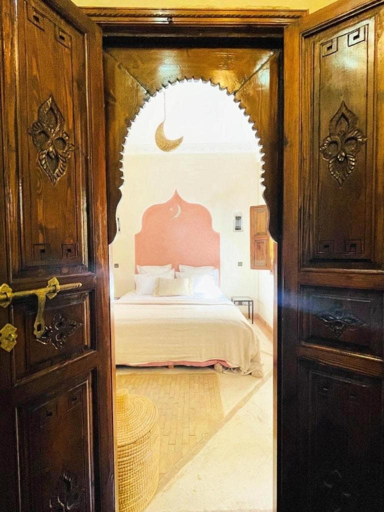 Private Riad with Pool & Rooftop image 8