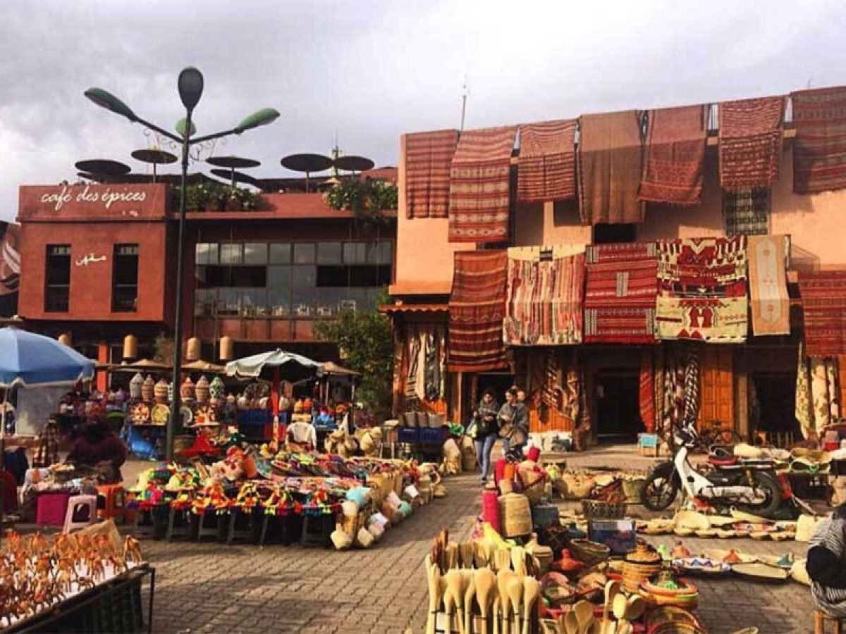 CAFE-DES-EPICES-MOROCCAN-RUGS