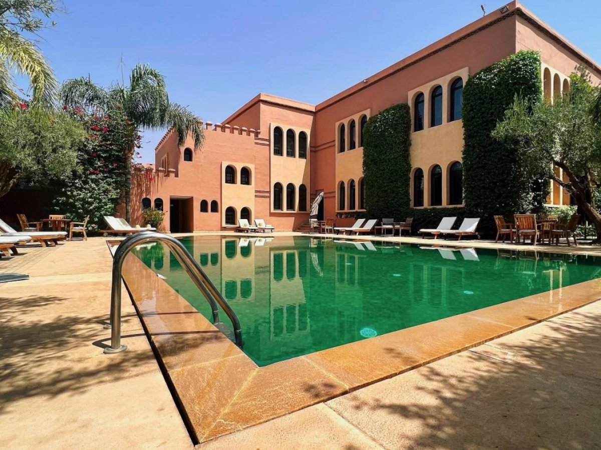 imgi_63_piscine-vue-d-ensemble-1