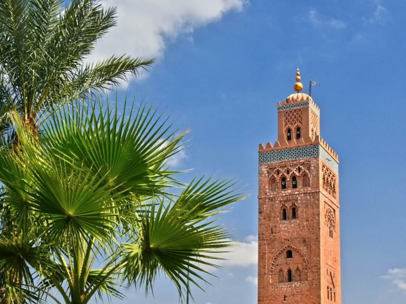la mezquita koutoubia por detrás